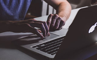 多多28h5-富力官宣范布隆克霍斯特离任 助球队完成新老交替